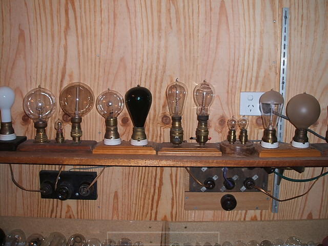 22 - working lamp display.JPG